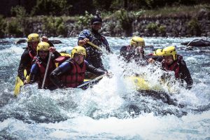 rafting-team-building